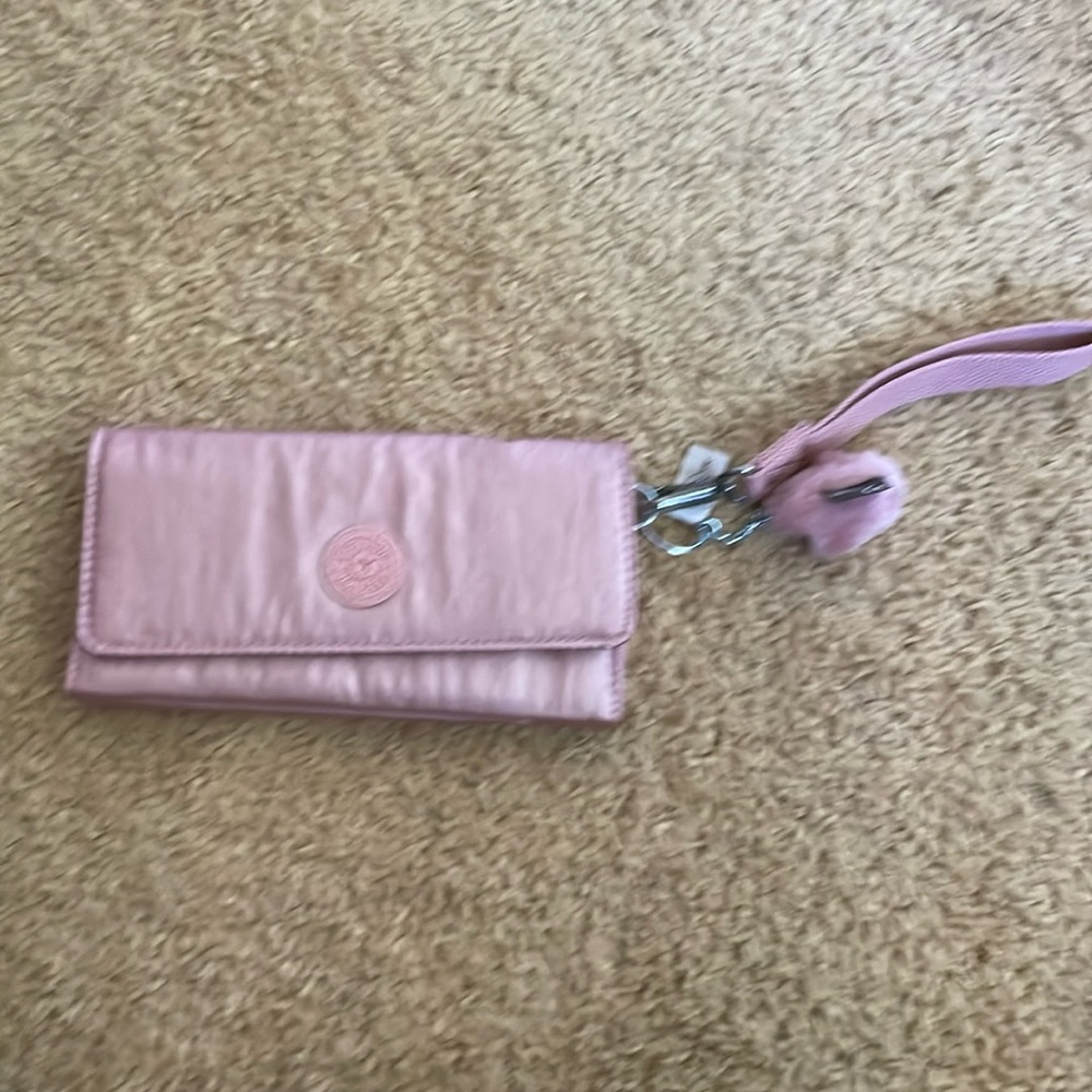 BRAND NEW Kipling wallet with wristlet